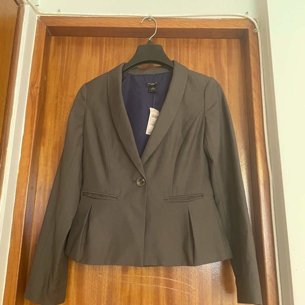 ANN TAYLOR 00P Blazer (NWT)